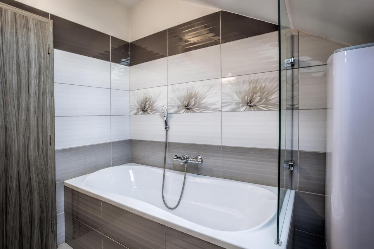 Elendris - Ubytovani U Kostela Brno Ngoại thất bức ảnh