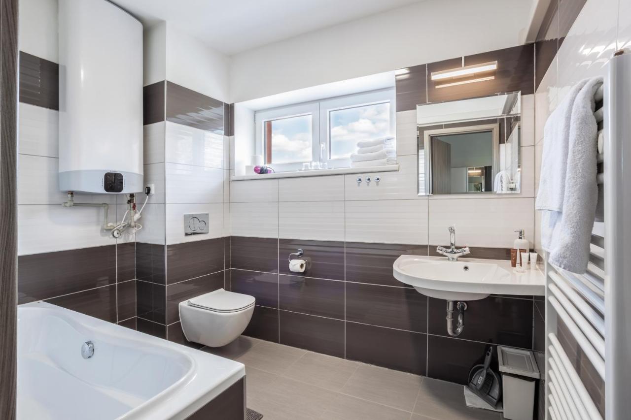 Elendris - Ubytovani U Kostela Brno Ngoại thất bức ảnh
