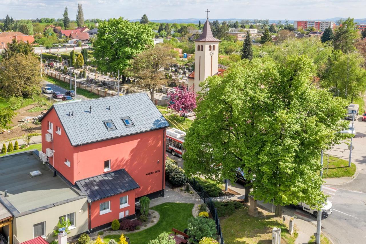 Elendris - Ubytovani U Kostela Brno Ngoại thất bức ảnh