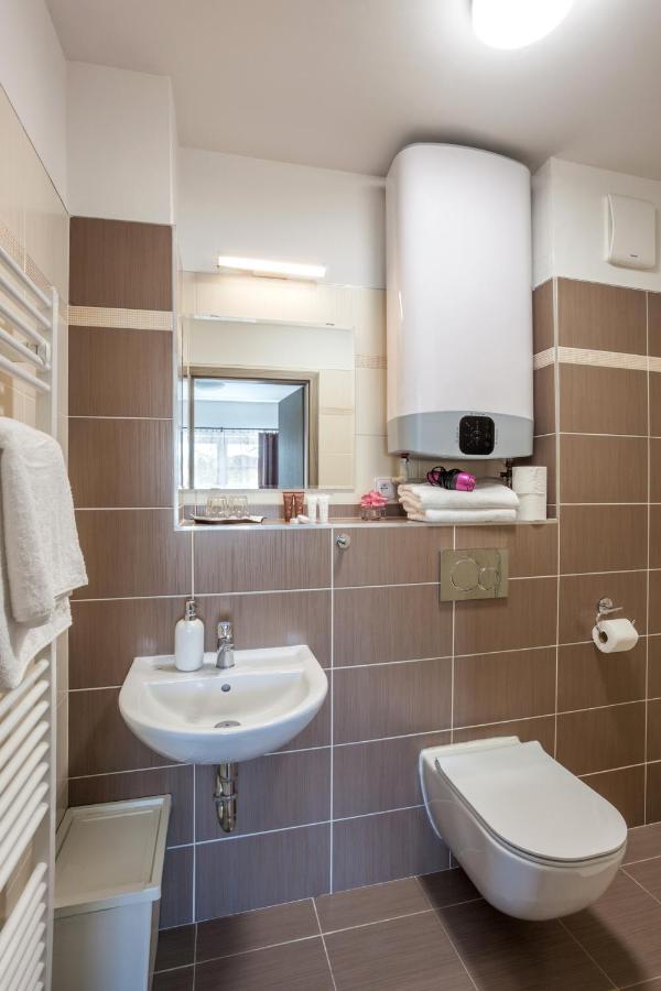 Elendris - Ubytovani U Kostela Brno Ngoại thất bức ảnh